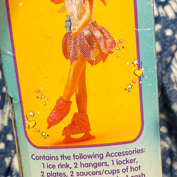 Sealed Cap Toys Melanie's Mall Melanie On Ice 5407 with Ice Skating Mela… - Picture 6 of 6